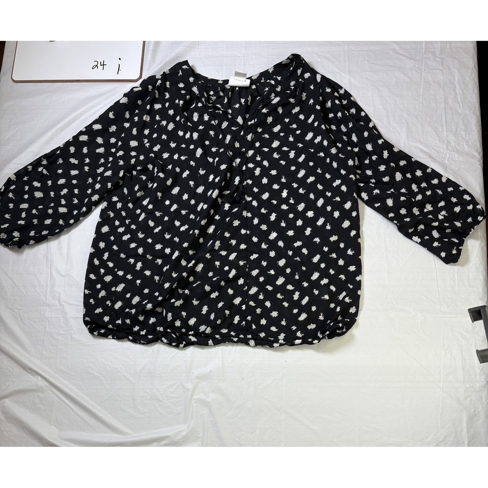Womens Liz Claiborne black/white long sleeve blouse, size Large, elastic waist